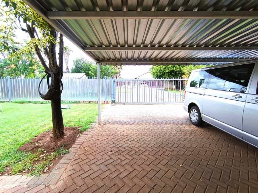 4 Bedroom Property for Sale in Universitas Free State